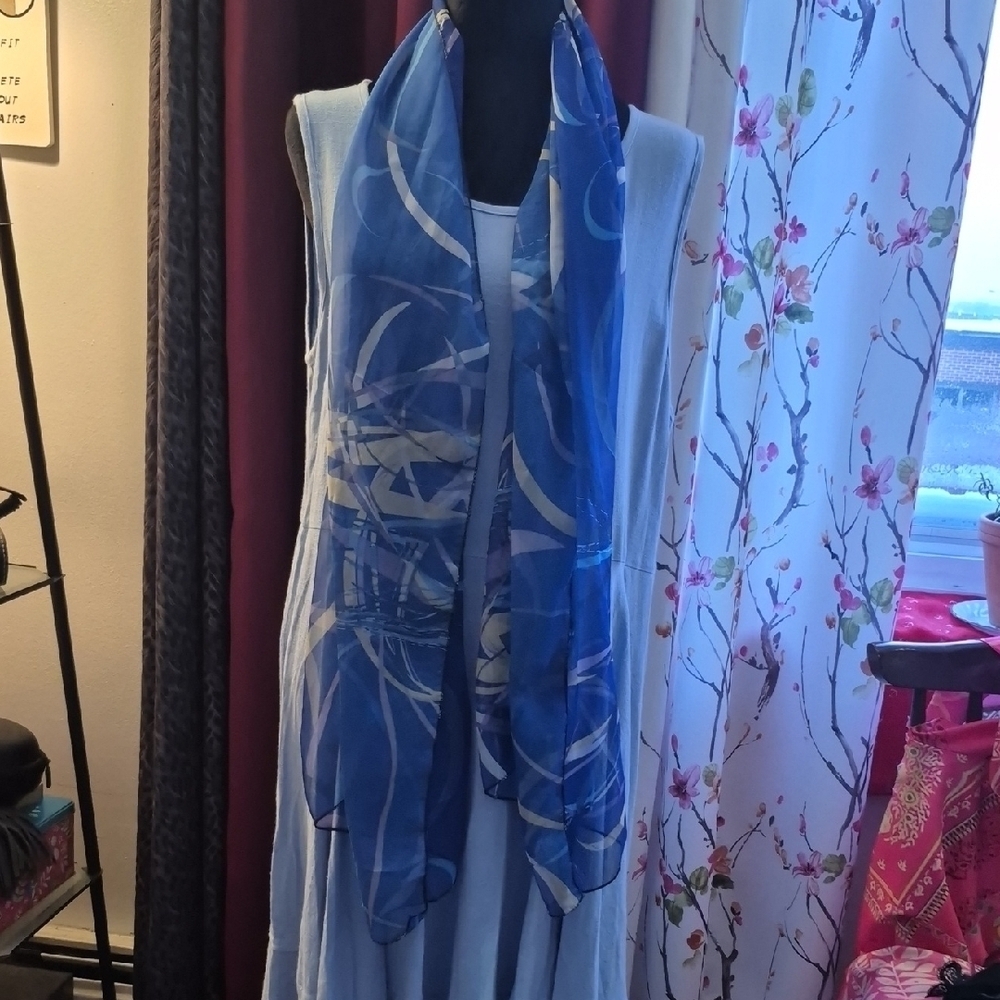 Elegant Blue Patterned Scarf (A4) - Picture 3 of 3